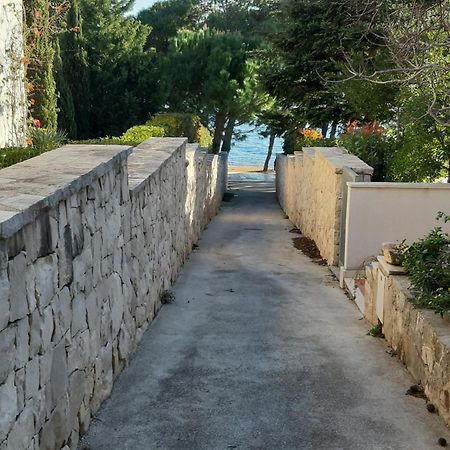 Apartment Lila Garden Bol Bagian luar foto
