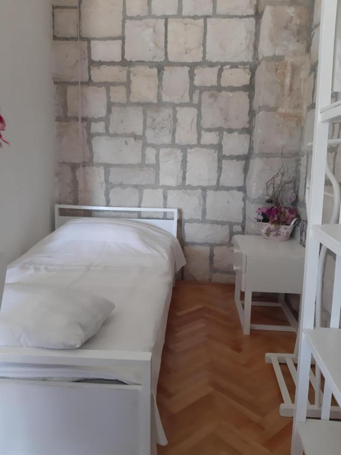 Apartment Lila Garden Bol Bagian luar foto